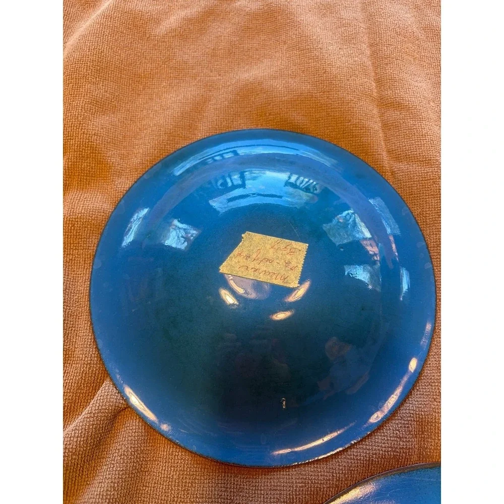 Three metal bowls green and blue theme